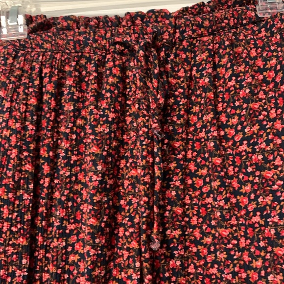 American Eagle pink and red tie front paperbag waist flowy pants - Picture 4 of 9